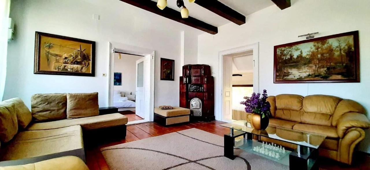 Casa Din Coltul Cetatii Villa Harman Bagian luar foto